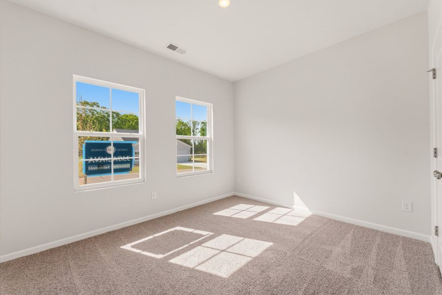 Spacious, unfurnished interior of a new home in Radley Place, Chesnee (Image 21).