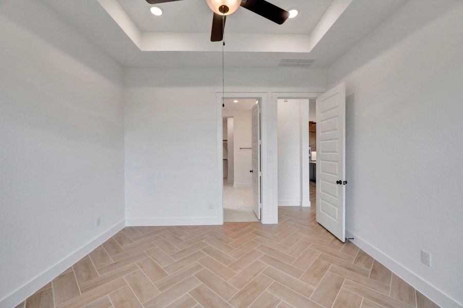 Spacious, unfurnished interior of a new home in Elyson - Reserve Collection, Katy (Image 33). Spacious, unfurnished interior of a new home in Elyson - Reserve Collection, Katy (Image 33).