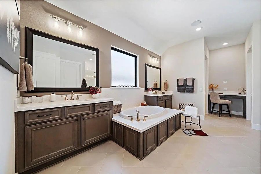 Furnished interior view inside a new home in Chambers Creek, Willis (Image 15). Furnished interior view inside a new home in Chambers Creek, Willis (Image 15).