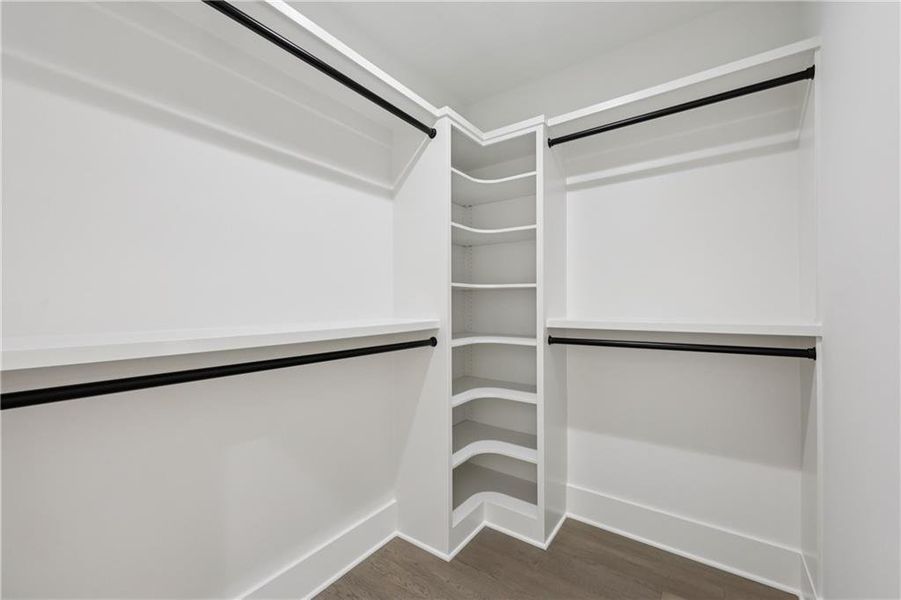 Spacious, unfurnished interior of a new home in , Auburn (Image 45).