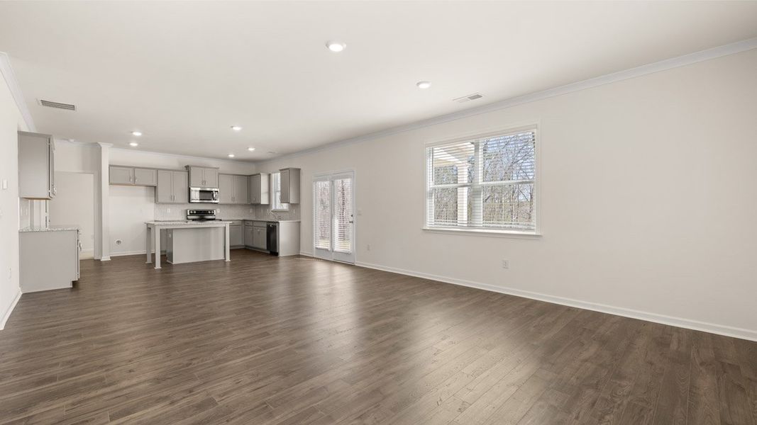 Spacious, unfurnished interior of a new home in The Abbey at Trolley Run Station, Aiken (Image 22).