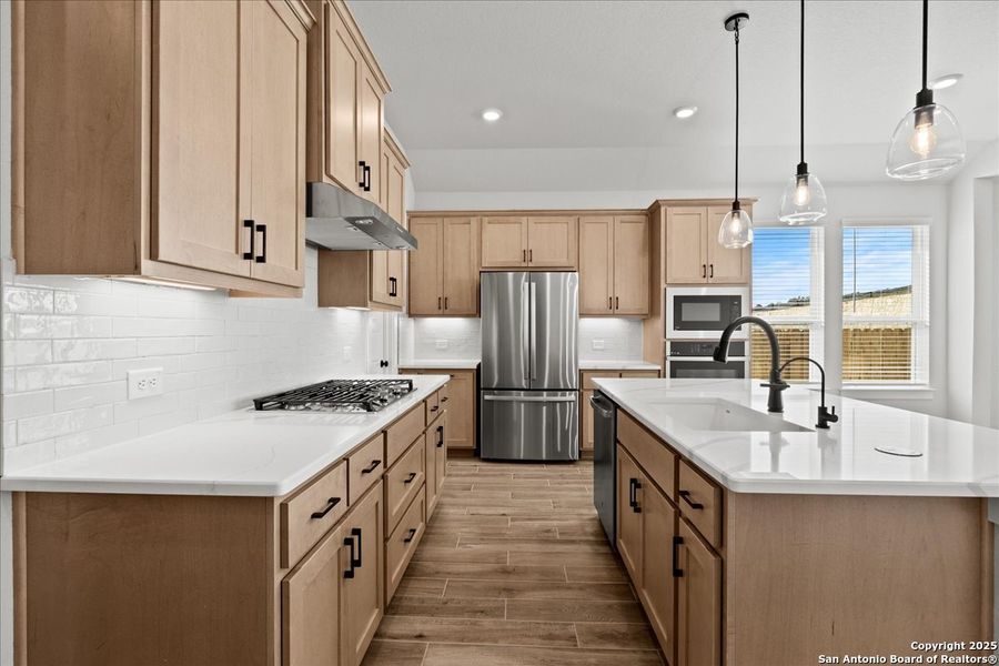 Furnished interior view inside a new home in Meyer Ranch, New Braunfels (Image 3).