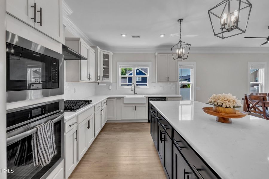 23-1301 Rose Finch-27