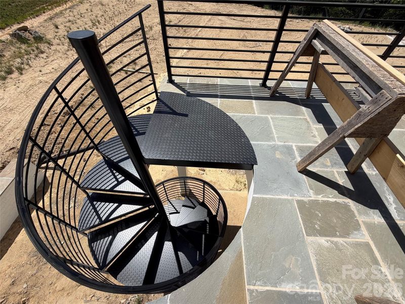 Community amenities in , Davidson (Image 33).
