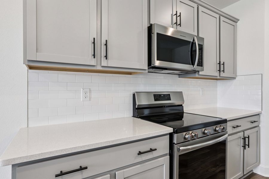 Furnished interior view inside a new home in Spring Hill, Spring Hill (Image 9).