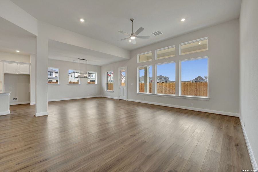 Spacious, unfurnished interior of a new home in Briggs Ranch – Signature Legacy Series, San Antonio (Image 13). Spacious, unfurnished interior of a new home in Briggs Ranch – Signature Legacy Series, San Antonio (Image 13).