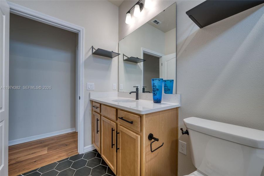 Furnished interior view inside a new home in , Clermont (Image 20).