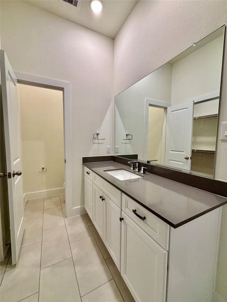 Furnished interior view inside a new home in , Port Lavaca (Image 3).
