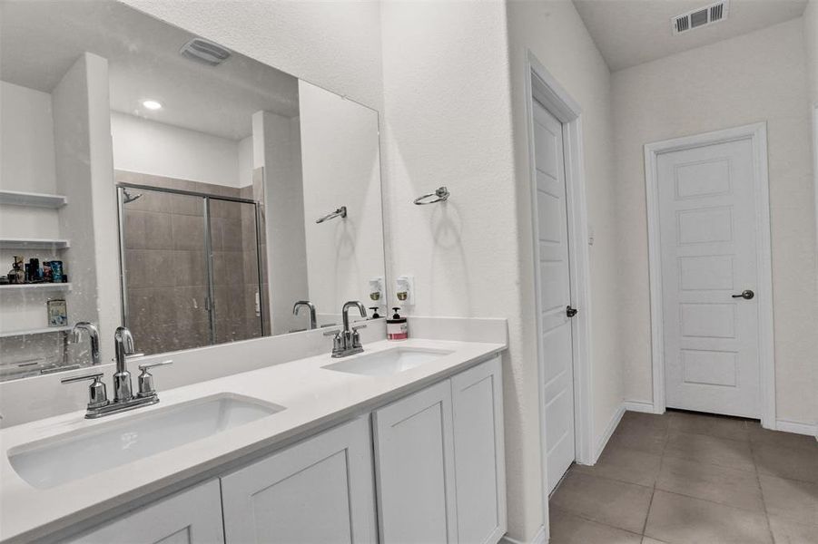 Furnished interior view inside a new home in , Aubrey (Image 9). Furnished interior view inside a new home in , Aubrey (Image 9).