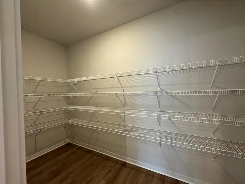 Spacious, unfurnished interior of a new home in Rosewood Lake Preserve, Hoschton (Image 13).