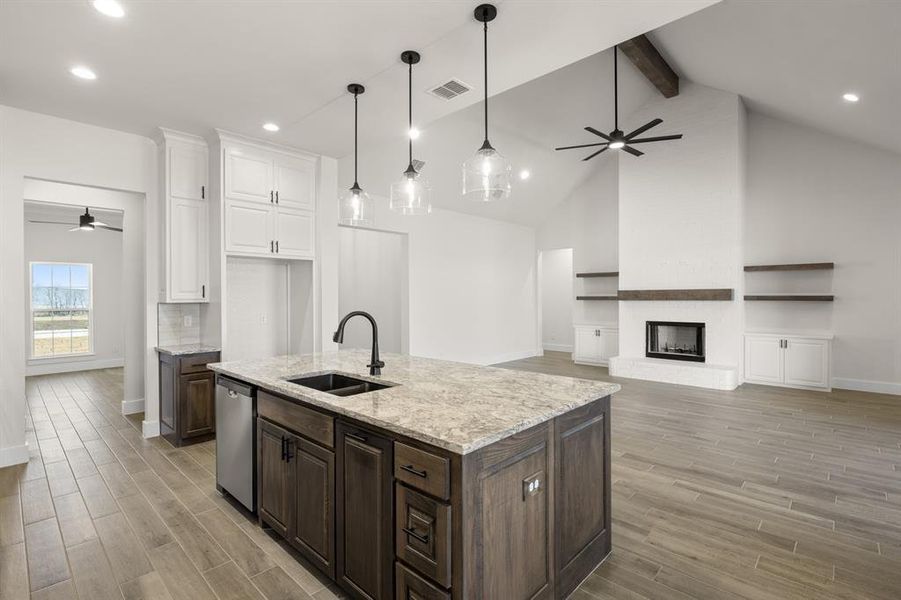 4867 Prairie Sky- Kitchen-4