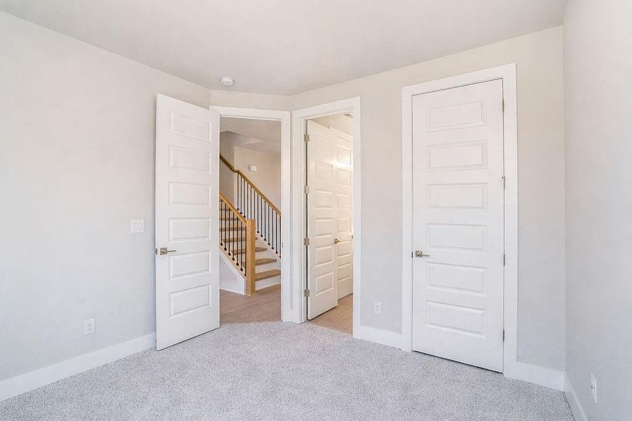 Spacious, unfurnished interior of a new home in The Manor at Gainesville Township, Gainesville (Image 16).