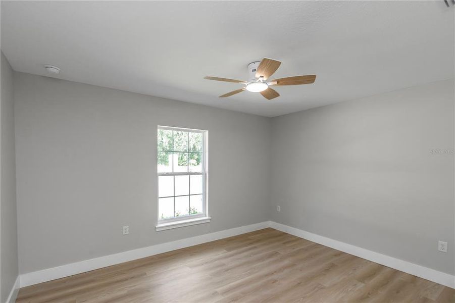 Spacious, unfurnished interior of a new home in , Ocala (Image 23).