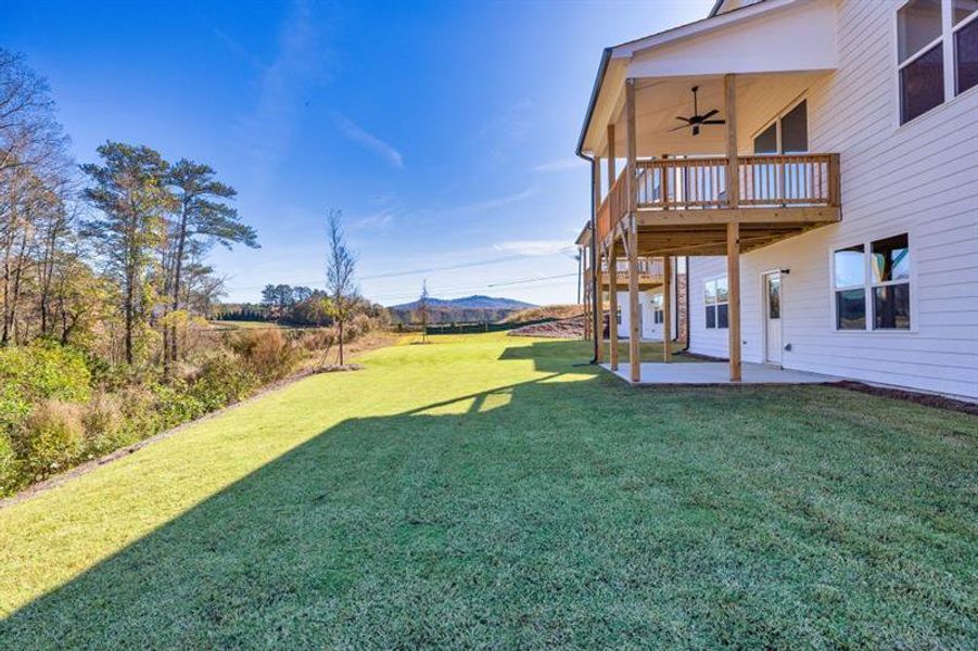 Exterior details and patio area of a home in Hillshire, Cumming (Image 22).