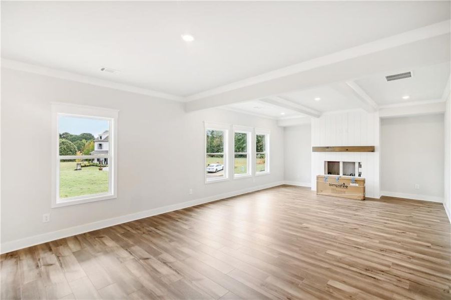 Spacious, unfurnished interior of a new home in Summerlin, Winder (Image 12).