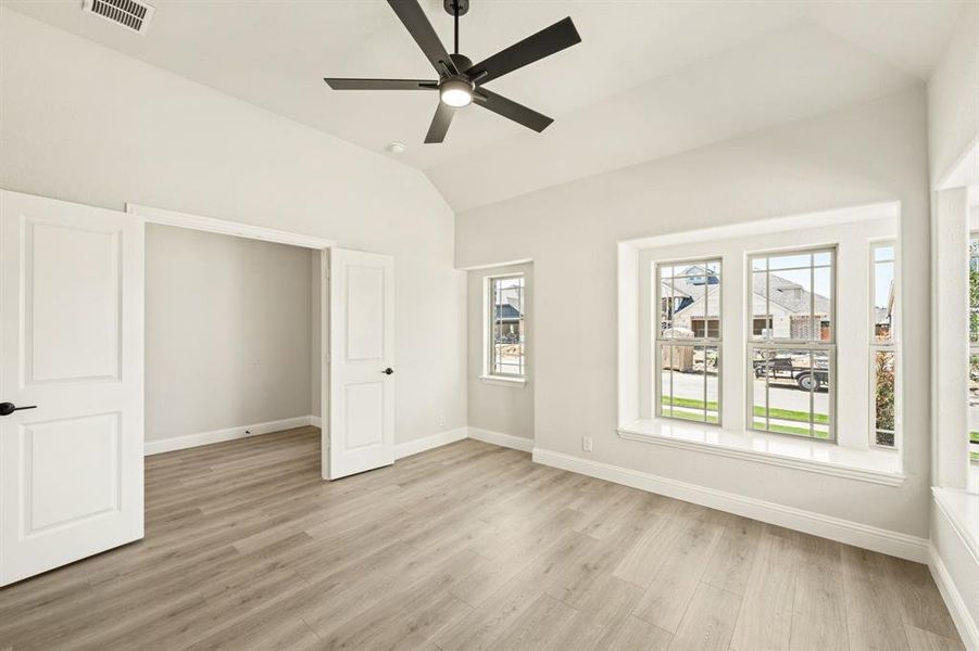 Spacious, unfurnished interior of a new home in Maplewood, Glenn Heights (Image 29). Spacious, unfurnished interior of a new home in Maplewood, Glenn Heights (Image 29).