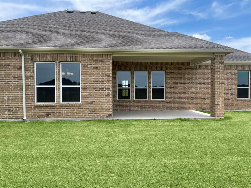 Exterior details and patio area of a home in Waterfall Ranch Estates, Waxahachie (Image 3). Exterior details and patio area of a home in Waterfall Ranch Estates, Waxahachie (Image 3).
