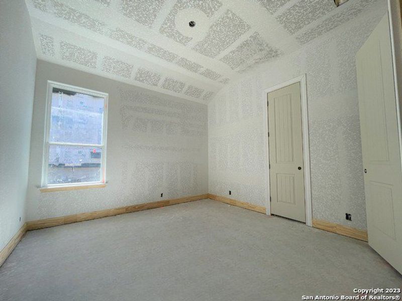 Spacious, unfurnished interior of a new home in Sunday Creek at Kinder Ranch, San Antonio (Image 6). Spacious, unfurnished interior of a new home in Sunday Creek at Kinder Ranch, San Antonio (Image 6).