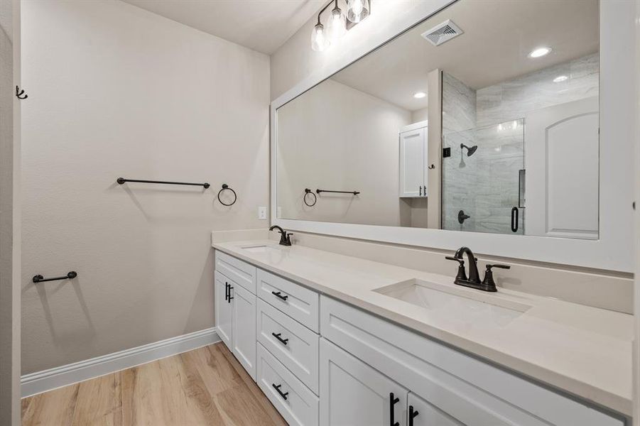 Guest bathroom near bedrooms 2, 3, & 4. Guest bathroom near bedrooms 2, 3, & 4.