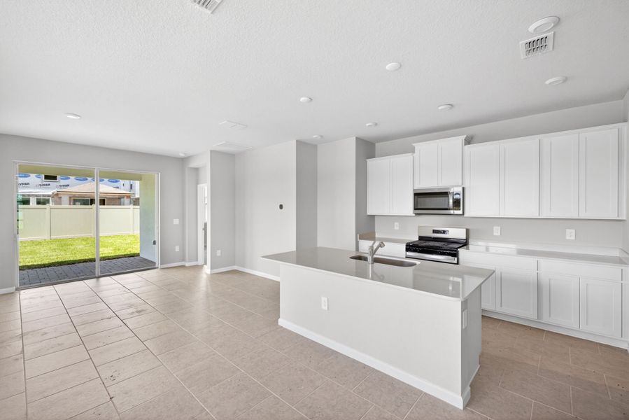 Furnished interior view inside a new home in Crosswind Ranch, Parrish (Image 4).