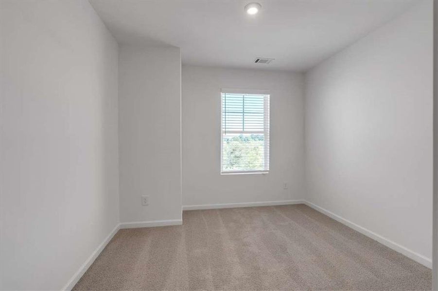 Spacious, unfurnished interior of a new home in The View at Groover's Lake, Lithia Springs (Image 34). Spacious, unfurnished interior of a new home in The View at Groover's Lake, Lithia Springs (Image 34).