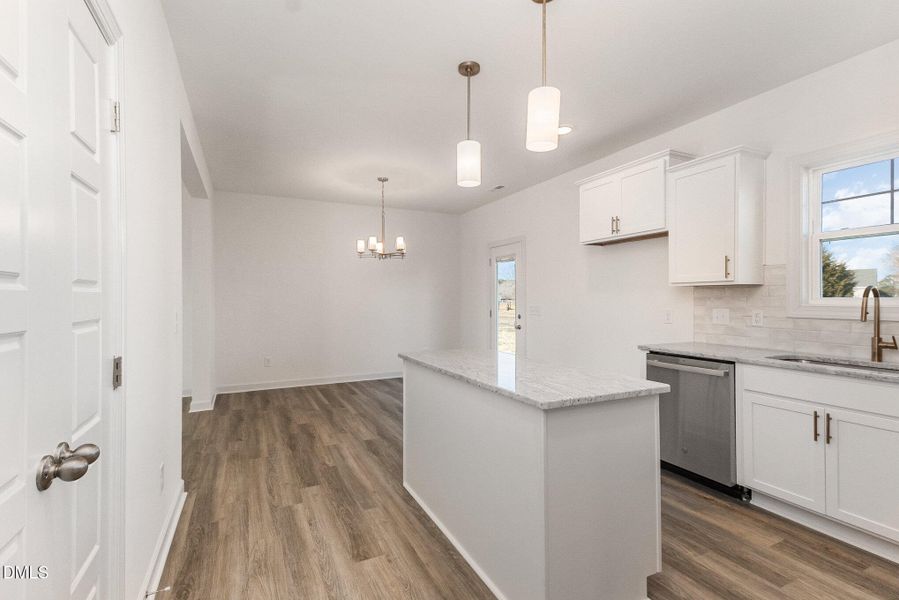 013_kv0a2616-edit_660