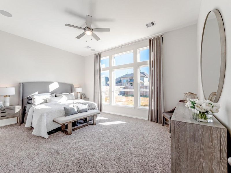 Furnished interior view inside a new home in Massey Oaks, Pearland (Image 10).