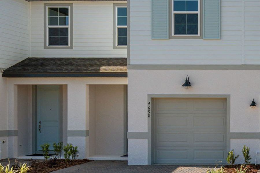 Representative exterior details of a home built from the Abbey by Hartizen Homes in Delaney Reserve, Deland (Image 32).