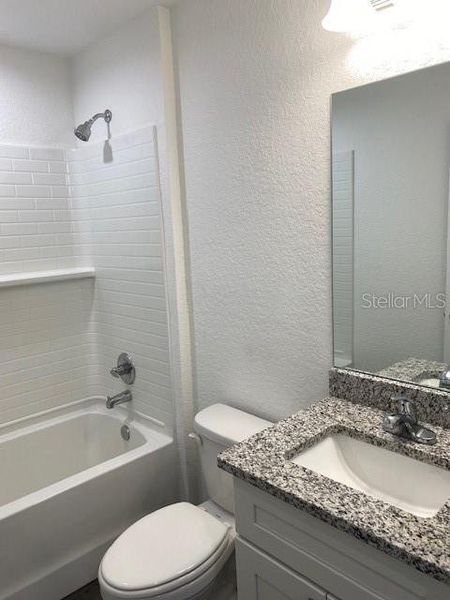 Furnished interior view inside a new home in , Ocklawaha (Image 14).