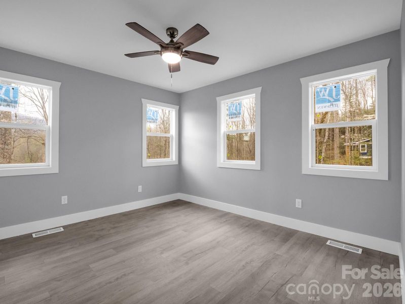 Spacious, unfurnished interior of a new home in , Rosman (Image 18).