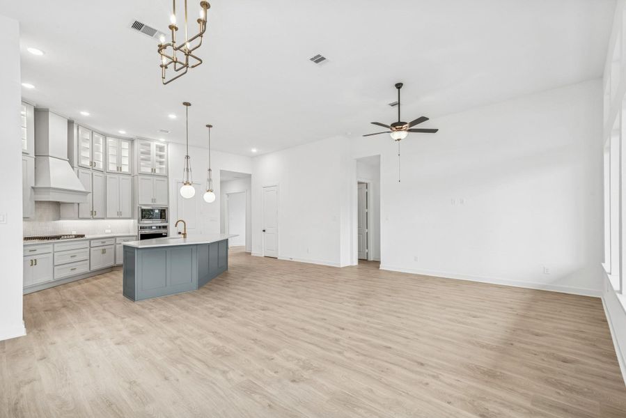 Spacious, unfurnished interior of a new home in Kresston, Magnolia (Image 27). Spacious, unfurnished interior of a new home in Kresston, Magnolia (Image 27).