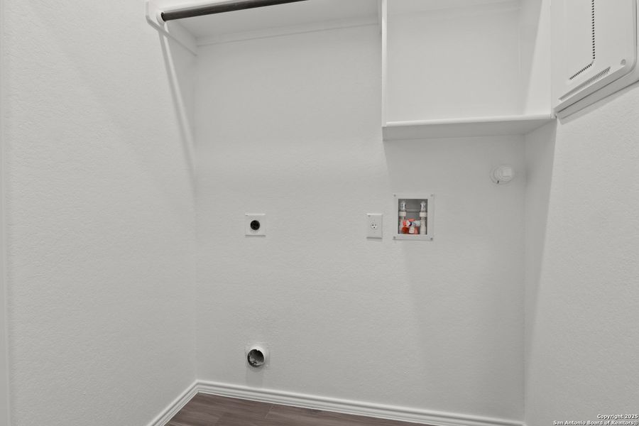 Image 15 of a home in Somerset Trails. Image 15 of a home in Somerset Trails.