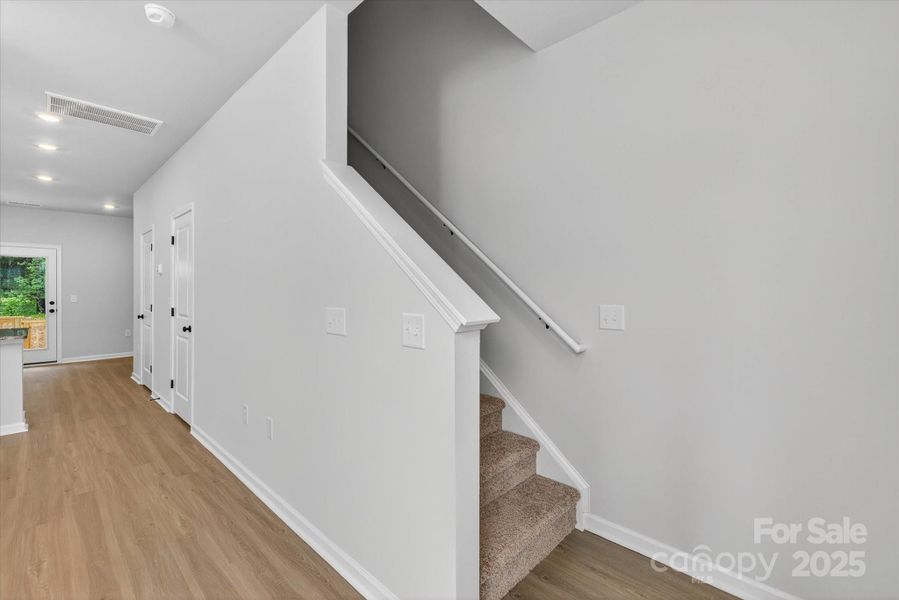 Spacious, unfurnished interior of a new home in Rhyne Court, Gastonia (Image 22).