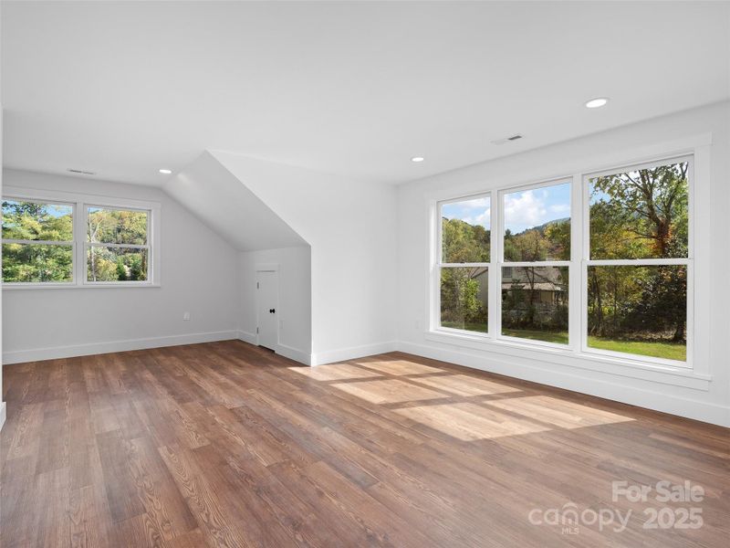 Spacious, unfurnished interior of a new home in , Waynesville (Image 30).