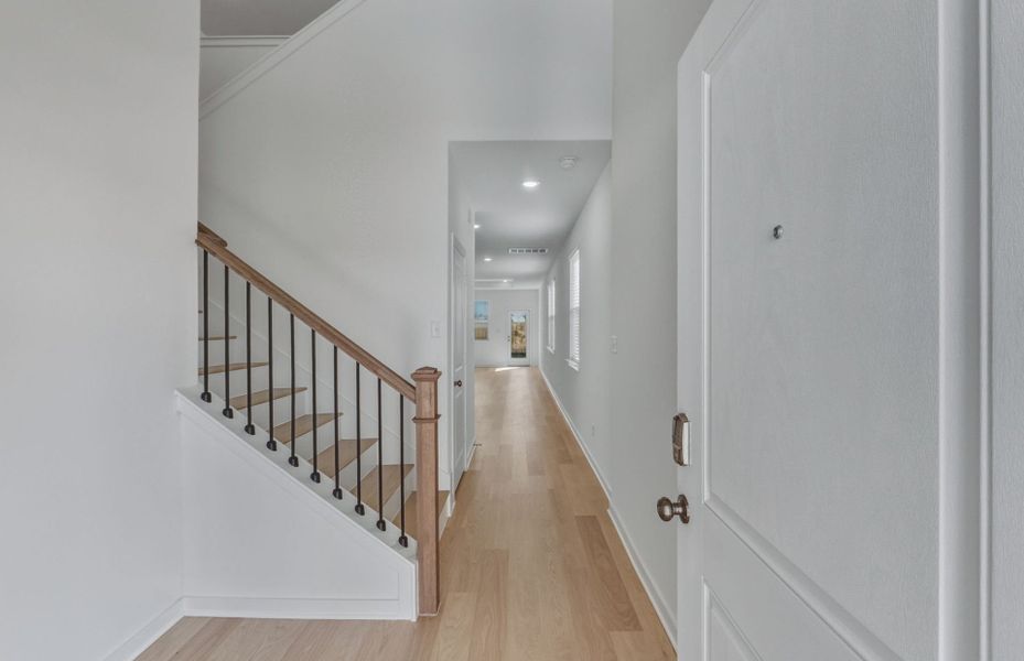 Spacious, unfurnished interior of a new home in Sunfield, Buda (Image 42). Spacious, unfurnished interior of a new home in Sunfield, Buda (Image 42).