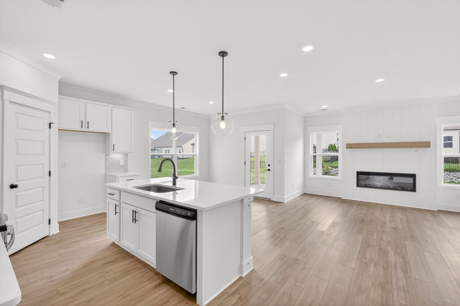 *Photo of example home. Selections and finishes may vary.