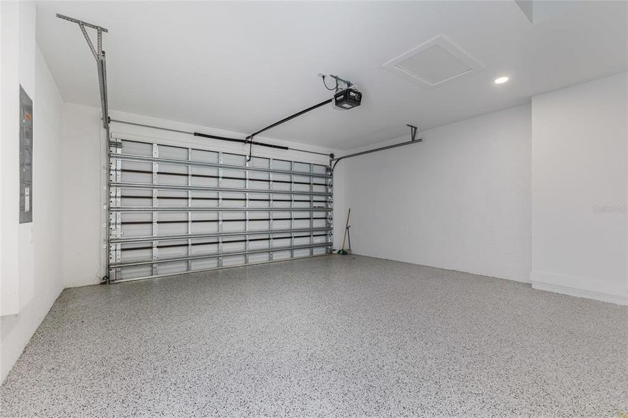 Spacious, unfurnished interior of a new home in , Cape Coral (Image 34). Spacious, unfurnished interior of a new home in , Cape Coral (Image 34).