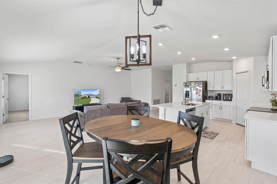 Furnished interior view inside a new home in North Park Isle: The Estates II, Plant City (Image 5). Furnished interior view inside a new home in North Park Isle: The Estates II, Plant City (Image 5).