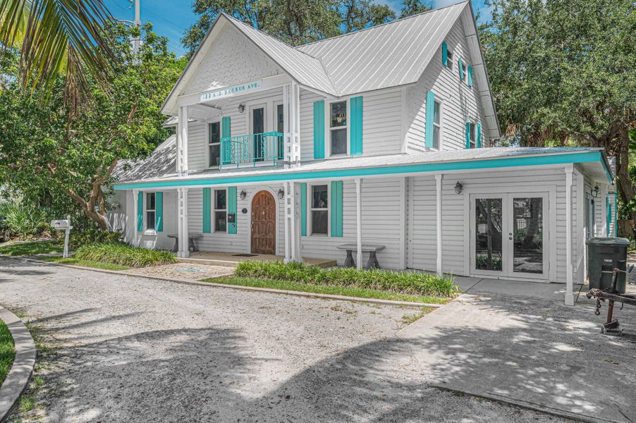 125 A E Backus Ave - Full - 8