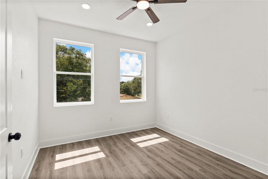 Spacious, unfurnished interior of a new home in , Tampa (Image 15).