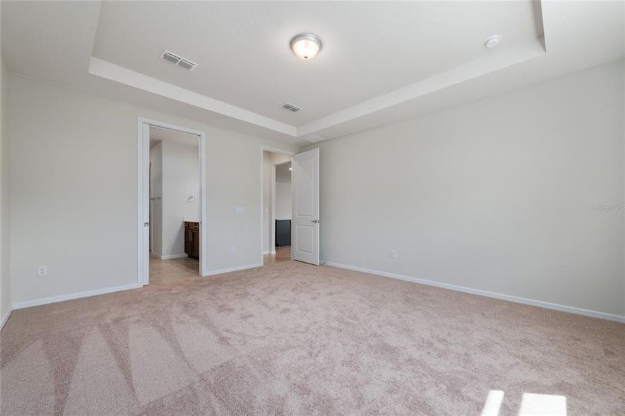 Spacious, unfurnished interior of a new home in Isles of Lake Nona, Orlando (Image 22). Spacious, unfurnished interior of a new home in Isles of Lake Nona, Orlando (Image 22).