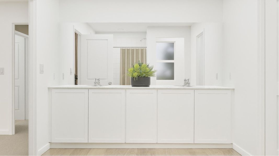 3503 Marigold Owners Bath 1of2 F2