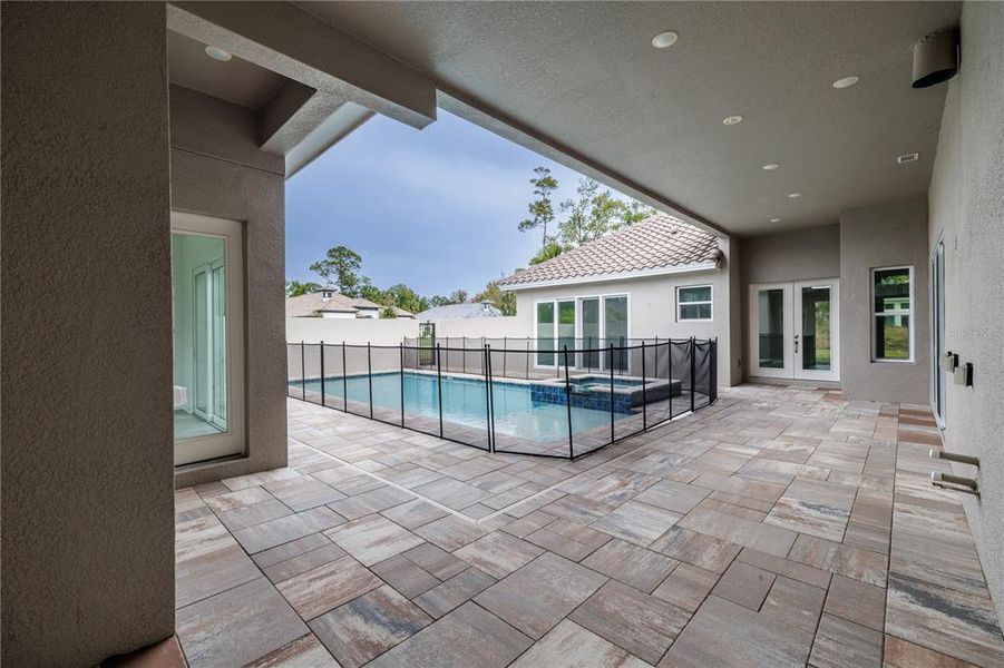 Exterior details and patio area of a home in Toscana, Palm Coast (Image 20).