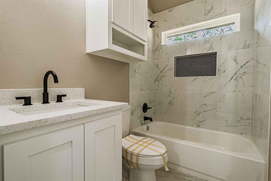 Furnished interior view inside a new home in , Granbury (Image 16). Furnished interior view inside a new home in , Granbury (Image 16).