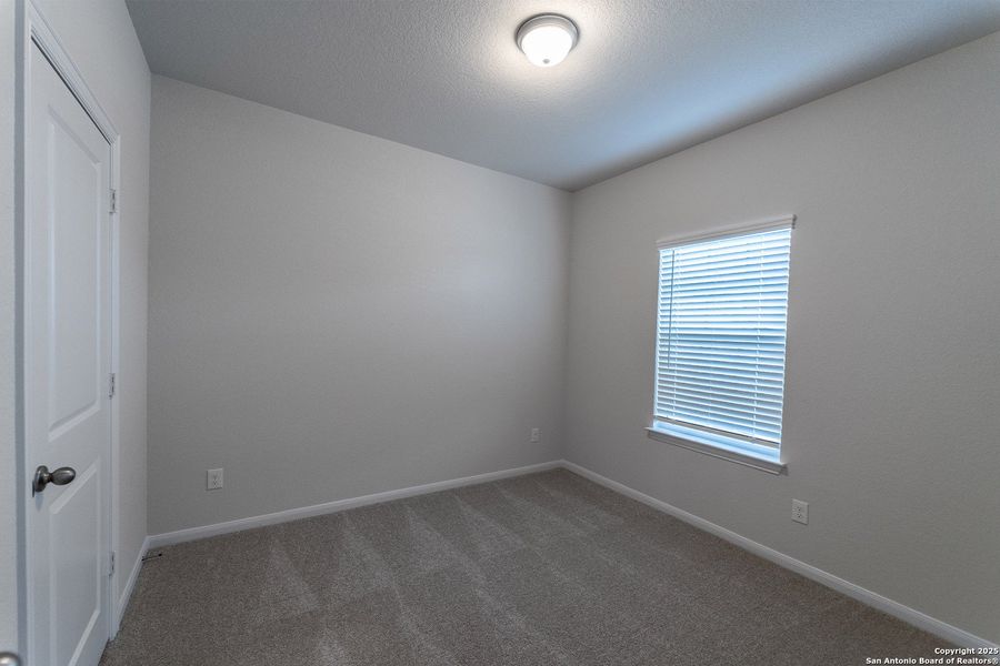 Spacious, unfurnished interior of a new home in Hunter's Ranch, San Antonio (Image 15). Spacious, unfurnished interior of a new home in Hunter's Ranch, San Antonio (Image 15).