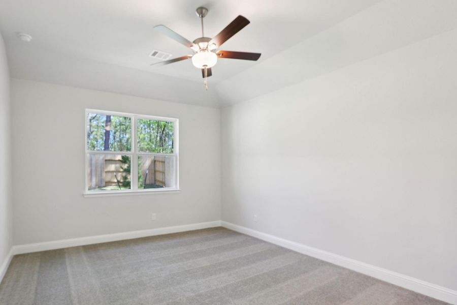 Spacious, unfurnished interior of a new home in Woodhavyn 40', Magnolia (Image 27).