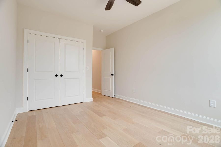 Spacious, unfurnished interior of a new home in , Lincolnton (Image 13).