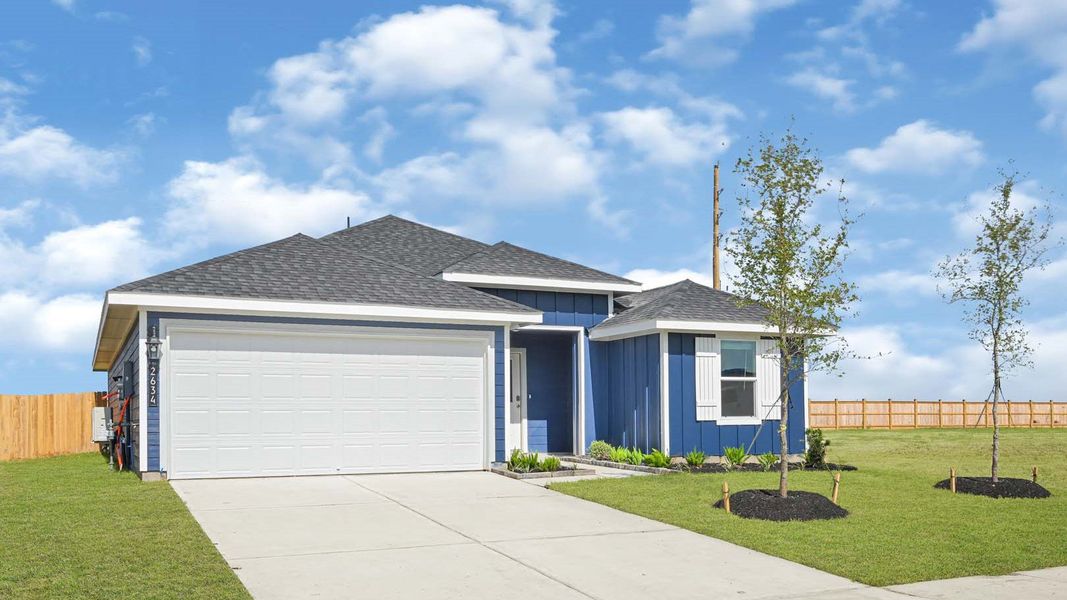 Front exterior of a new home in Holly Ridge, Rosenberg, TX, highlighting curb appeal (Image 2).