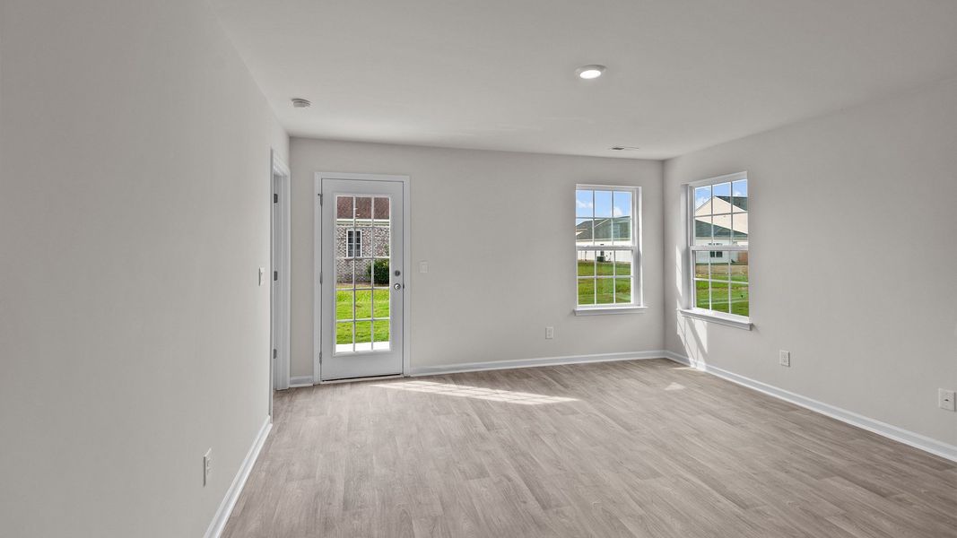 Spacious, unfurnished interior of a new home in Hobbs Farm, Ayden (Image 15).