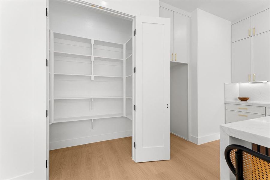 Furnished interior view inside a new home in , Dallas (Image 12). Furnished interior view inside a new home in , Dallas (Image 12).